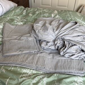Gray Bedding Set